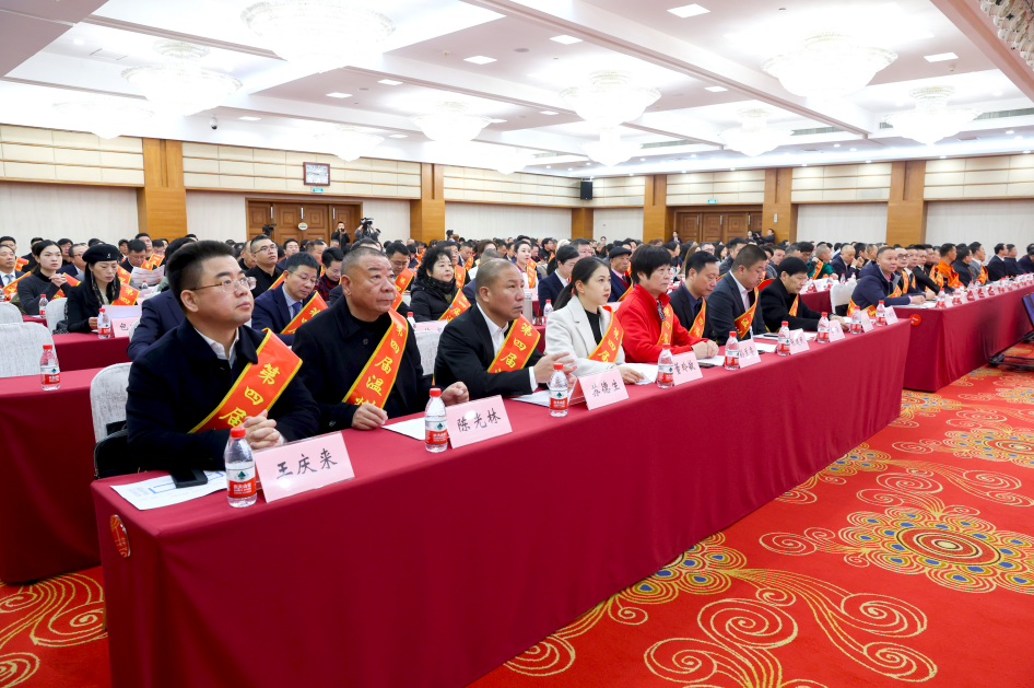 第四屆“溫州慈善獎(jiǎng)”獲獎(jiǎng)名單公布！凱奇集團(tuán)董事長(zhǎng)章定長(zhǎng)榮獲表彰